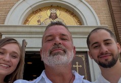 AMERIKANAC SE PRESELIO U SRBIJU I POSTAO PRAVOSLAVAC: Svi ga zovu špijun, a on kaže – „Ja sam Srbin!“